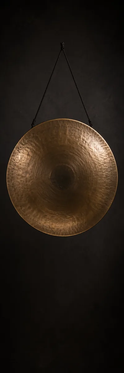 Plain Gong — hand-forged bell-metal gongs, ANURAVA